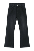 d62b894e-c30a-4550-96b5-ada558da59af-Max